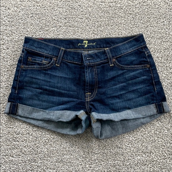 7 FOR ALL MANKIND Jean short size 27 - Picture 1 of 4